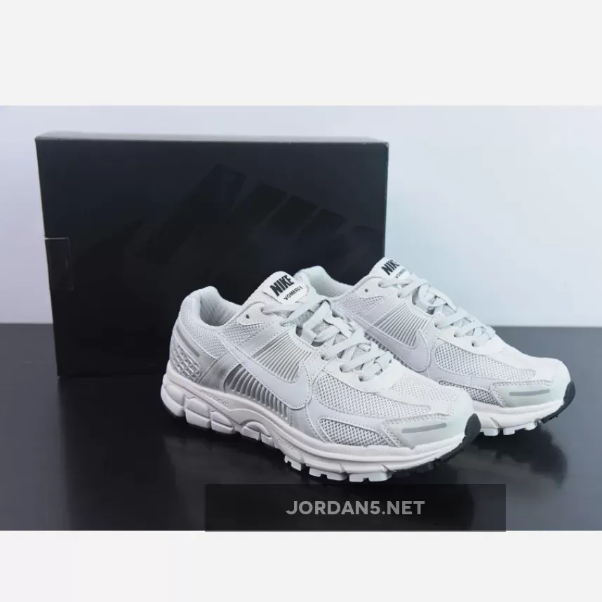 Nike Zoom Vomero 5 White BV1358-001 #vomero 5 anthracite