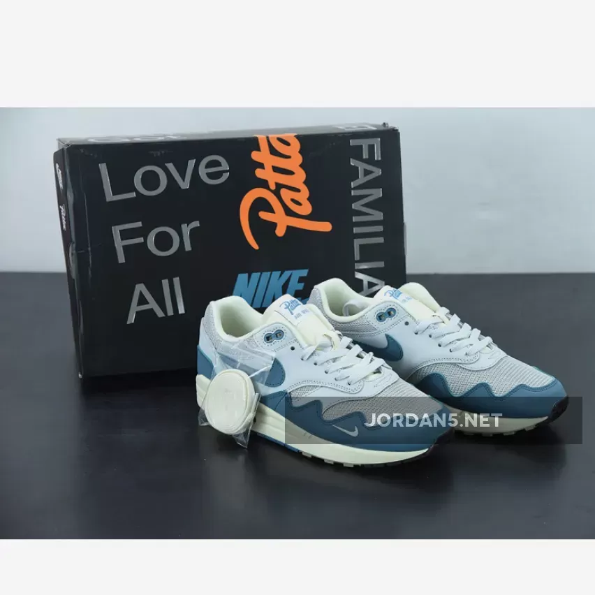 Nike Air Max 1 X Patta Patta x Nike Air Max 1 Metallic Silver/Noise Aqua-Pure Platinum DH1348-004