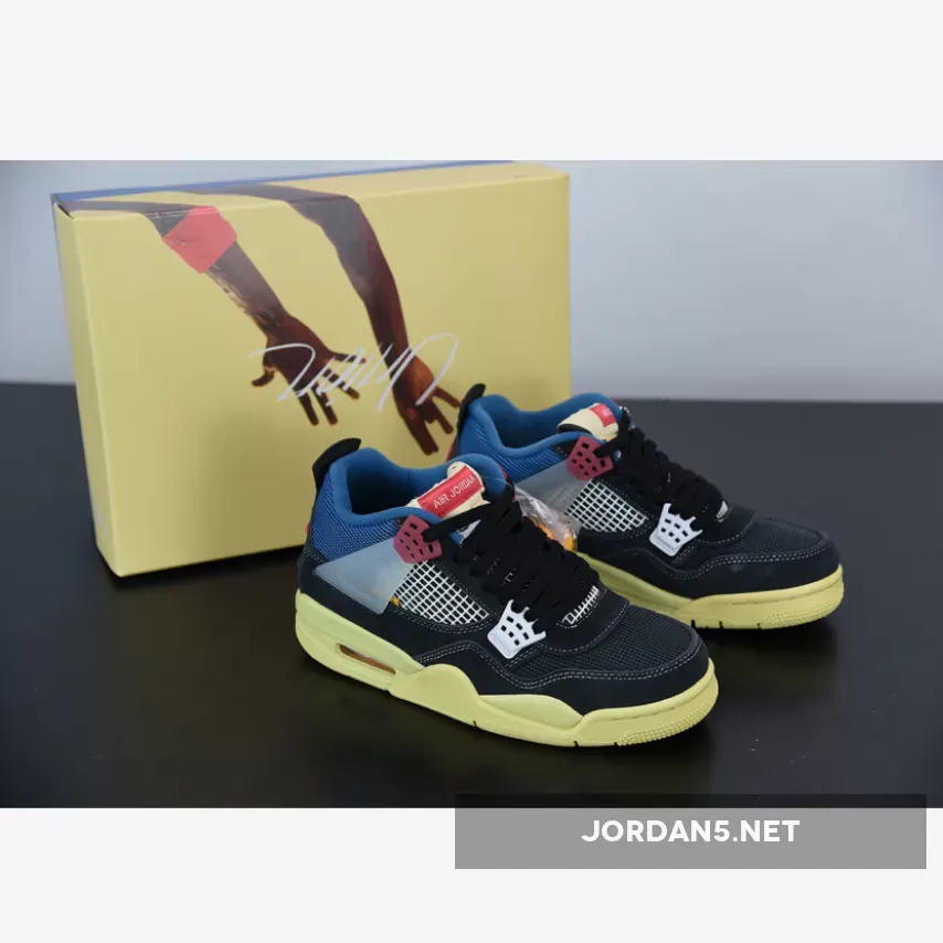 Union x Air Jordan 4 Off Noir DC9533-001 jordan 4 union off noir on feet
