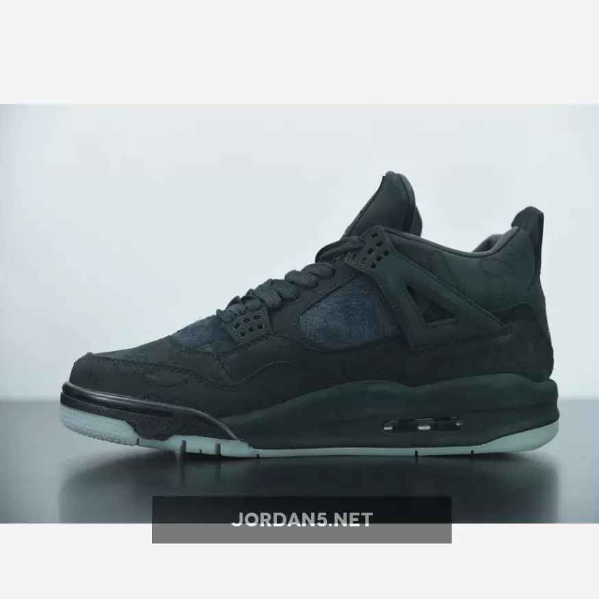 KAWS x Air Jordan 4 Black | JORDAN 1 KAWS 930155-001 KAWS x Air Jordan 4 Black | JORDAN 1 KAWS 930155-001