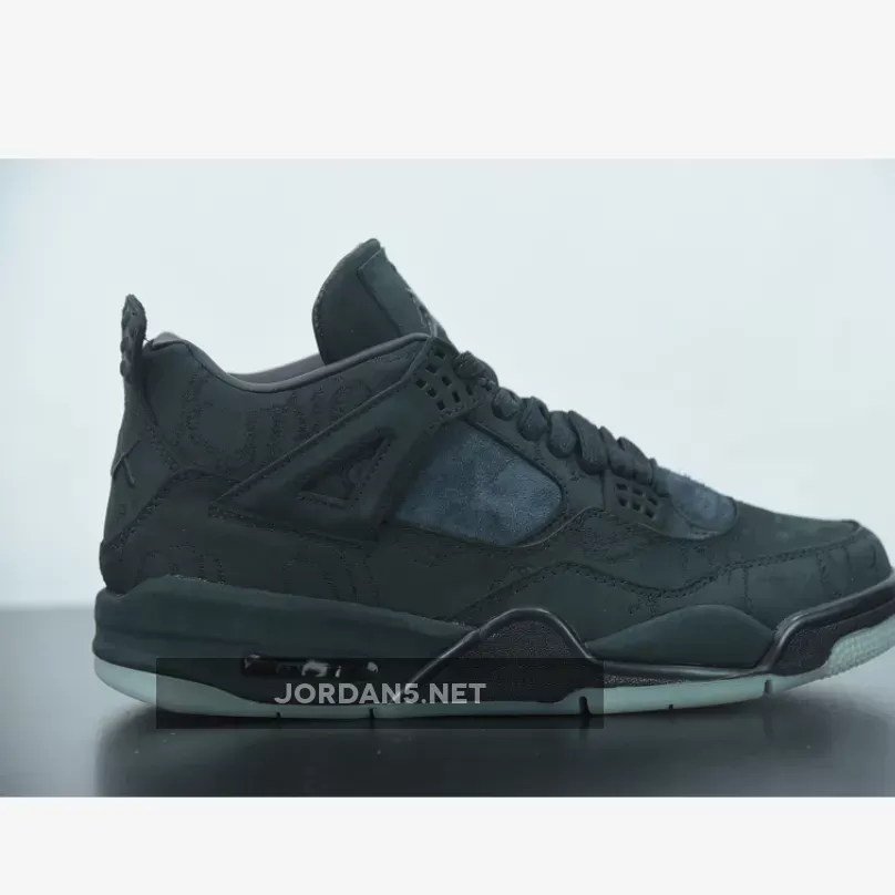 KAWS x Air Jordan 4 Black | JORDAN 1 KAWS 930155-001 KAWS x Air Jordan 4 Black | JORDAN 1 KAWS 930155-001