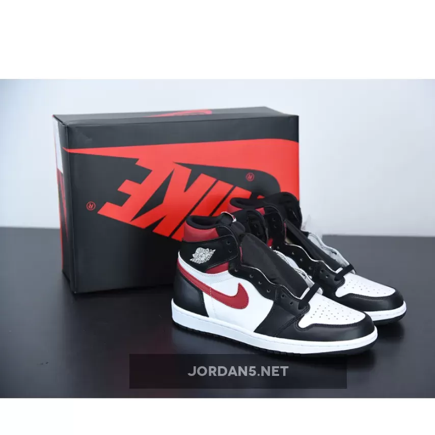Air Jordan 1 Retro High OG 'Gym Red' 555088-061 #jordan 1 red black and white