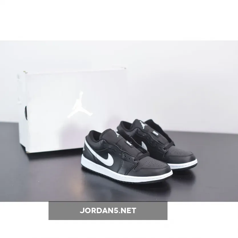 Air Jordan 1 Low ‘Black White’