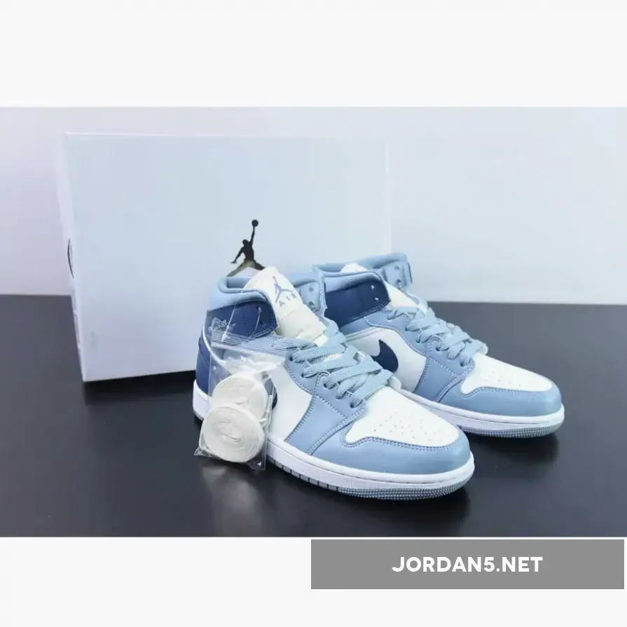 Air Jordan 1 Mid Diffused Blue