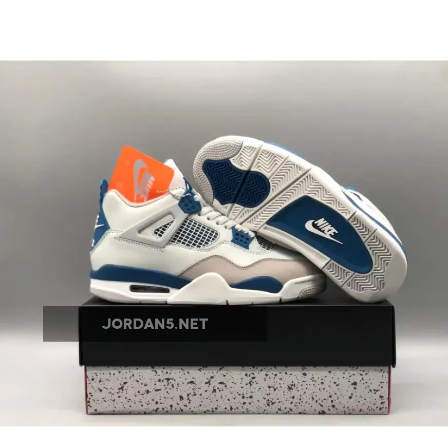 Air Jordan 4 "Military Blue"