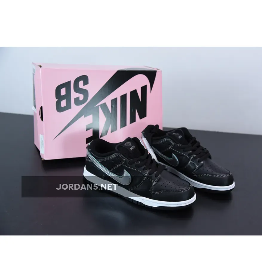 Diamond Supply Co. X Nike SB Dunk Low Black/Chrome