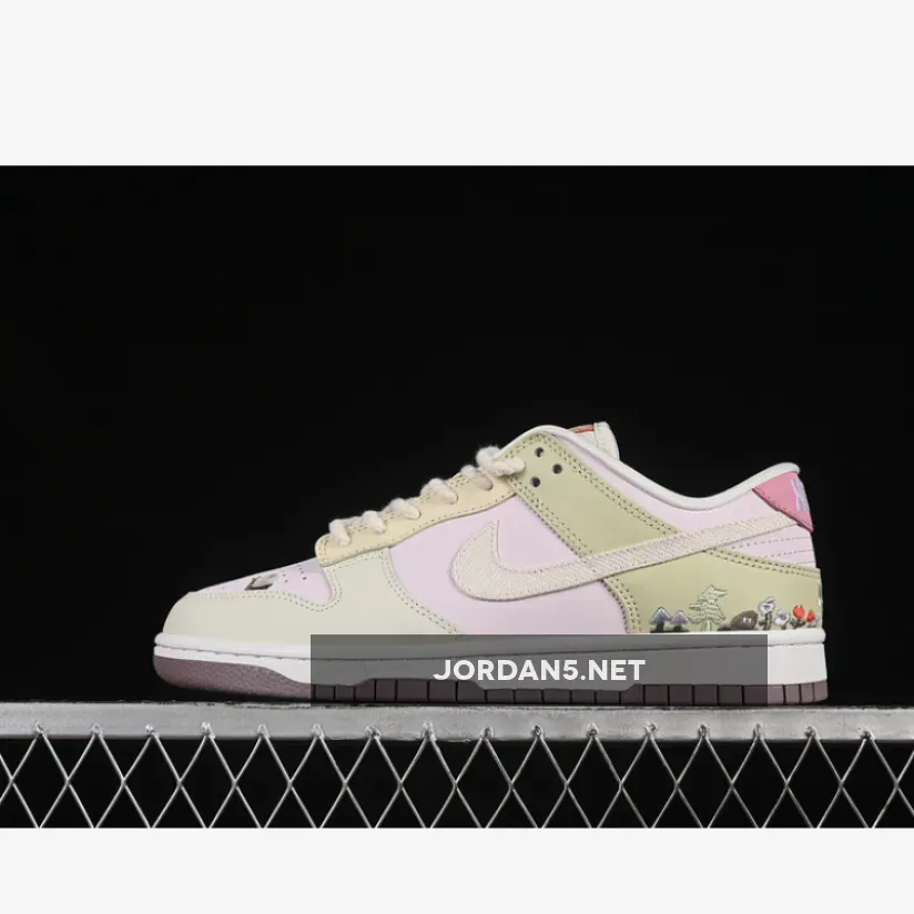 DUNK LOW SB MUSHROOM PEARL PINK/WHITE/OLIVE AURA/ELEMENTAL PINK