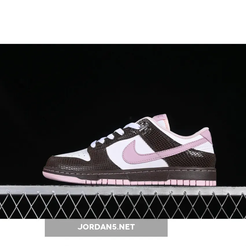 DUNK LOW SB SNAKESKIN MEDIUM ASH/TAUPE GREY/VAST GREY/PLATINUM TINT
