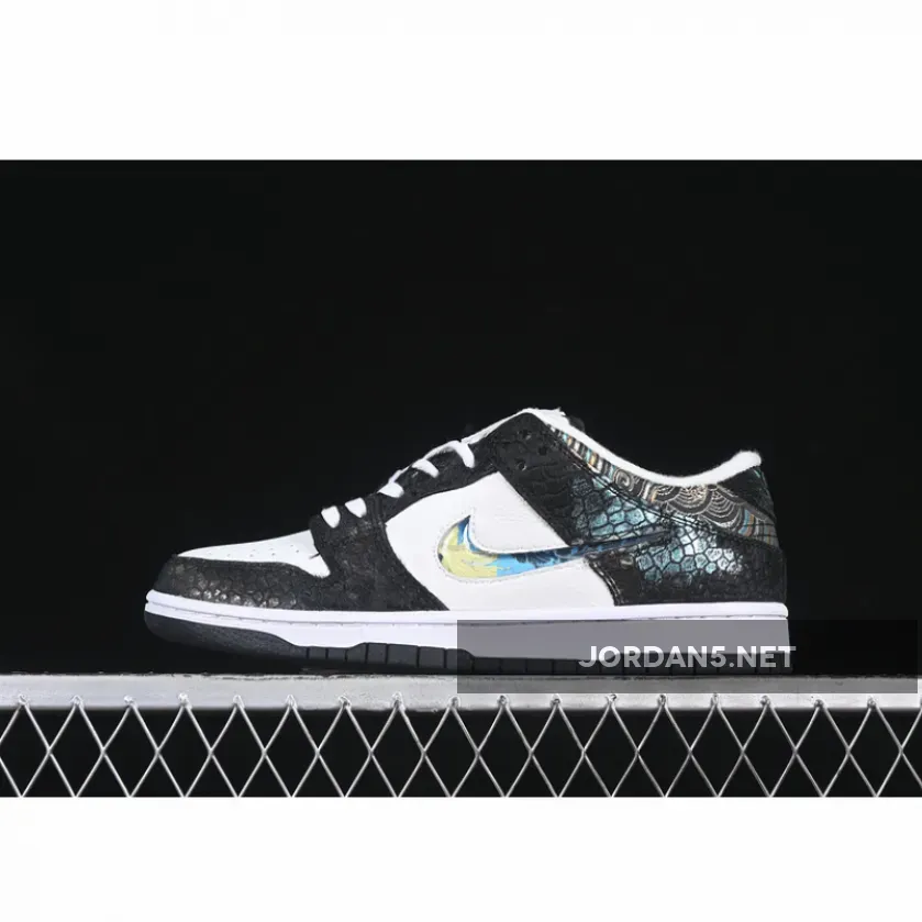 DUNK LOW SB WHITE/BLACK/BLUE
