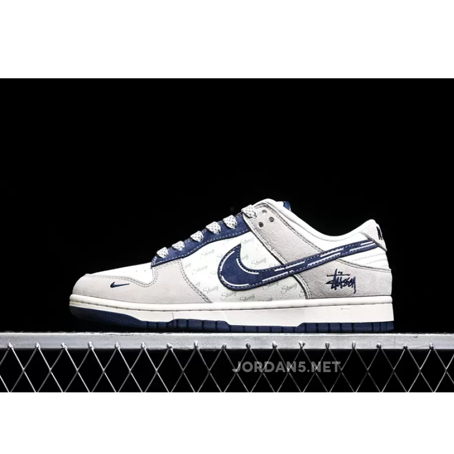 DUNK LOW SB WHITE/GREY/BLUE
