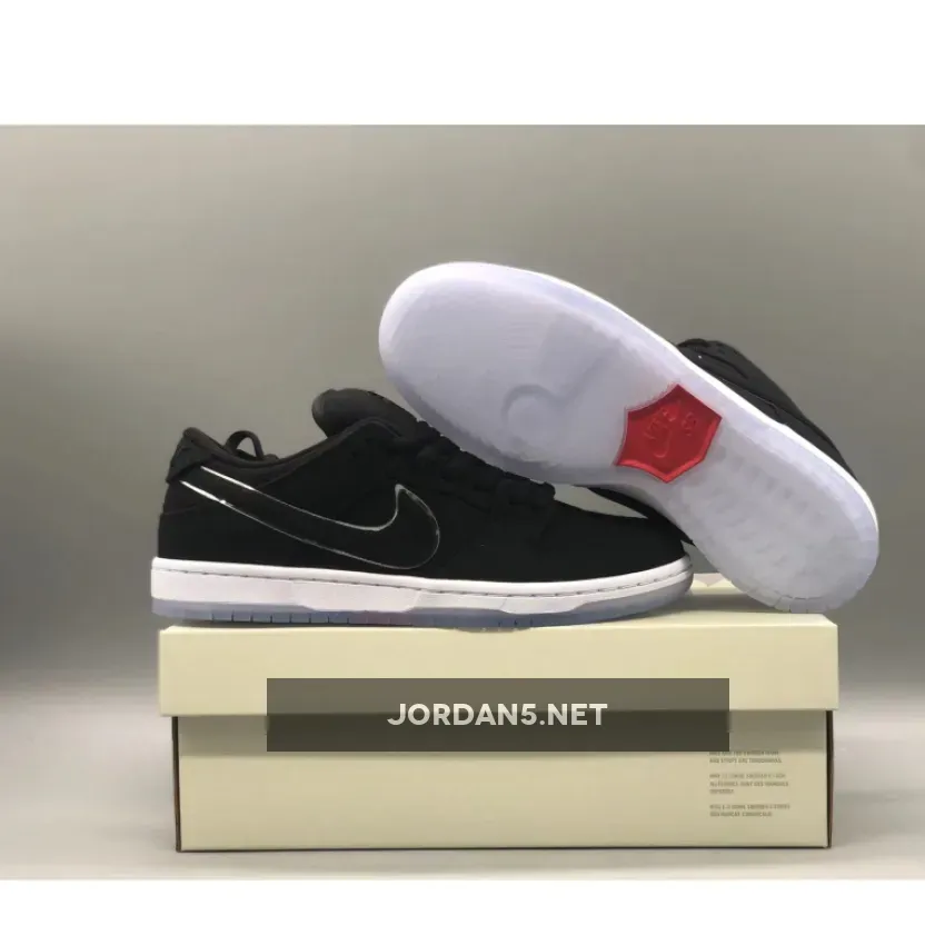 Eminem x Carhartt x Nike SB Dunk Black Ice