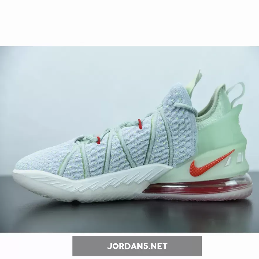 Glow in the dark x Nike LeBron 18 ‘Empire Jade’ Glow in the dark x Nike LeBron 18 ‘Empire Jade’