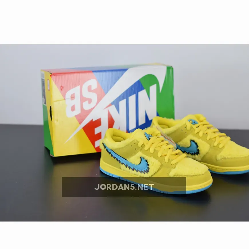 Grateful Dead x Nike SB Dunk Low "Yellow Bear"