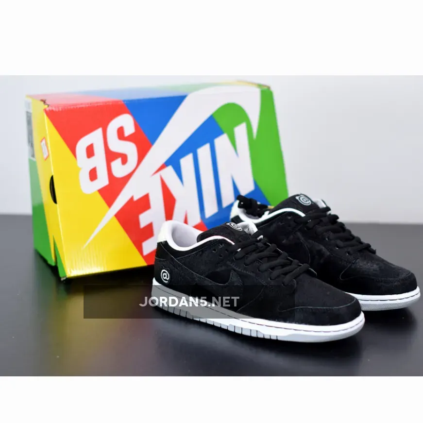 Medicom Toy x Nike SB Dunk Low Be@rbrick Black