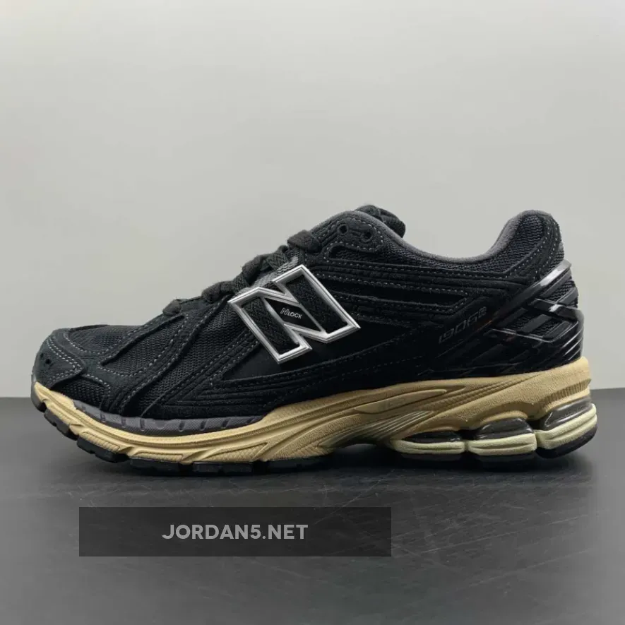 New Balance 1906R Black