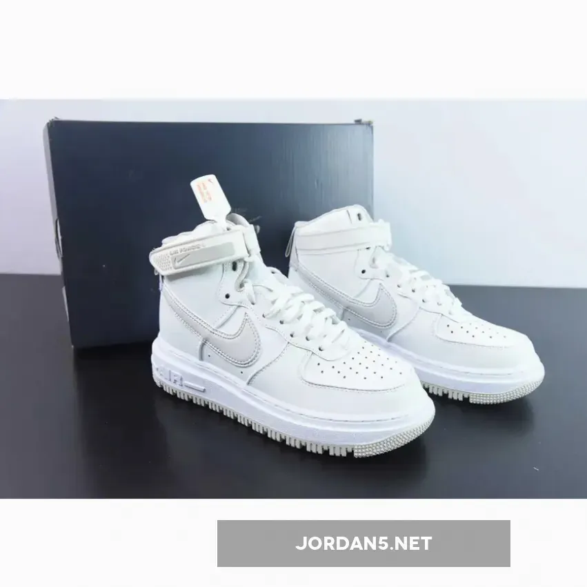 Nike Air Force 1 High Boot Summit White/Light Bone