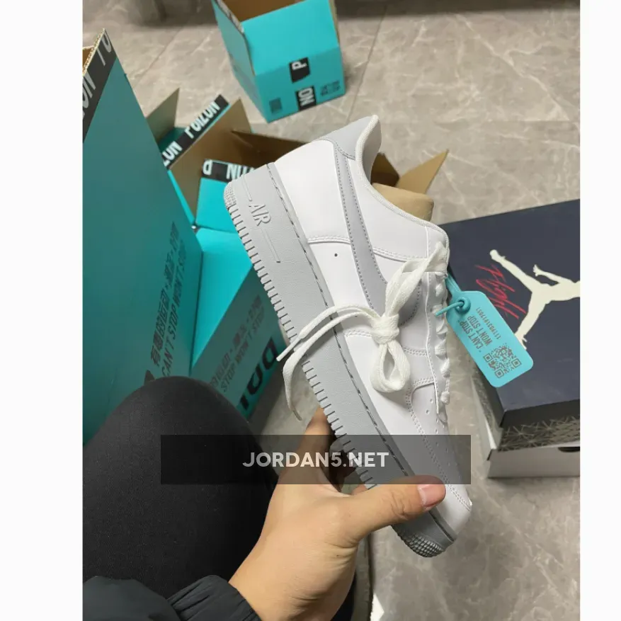 Nike Air Force 1 Low ’07 White/Wolf Grey