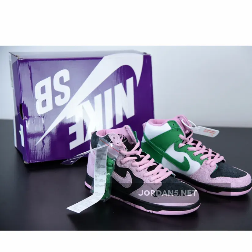 Nike SB Dunk High Invert Celtics