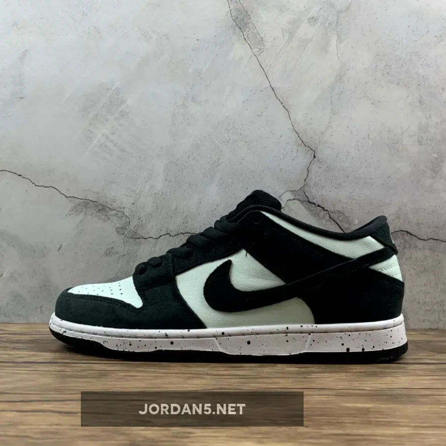 Nike SB Dunk Low Black/Barely Green-White