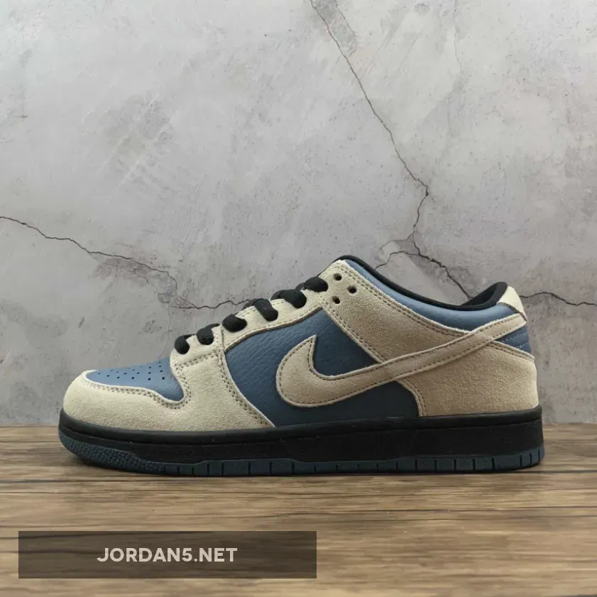 Nike SB Dunk Low Light Cream/Thunderstorm/Black