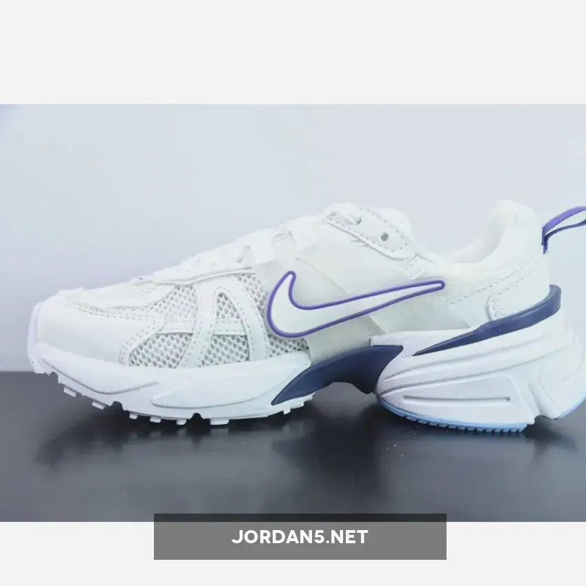 Nike WMNS Runtekk White Purple Nike WMNS Runtekk White Purple