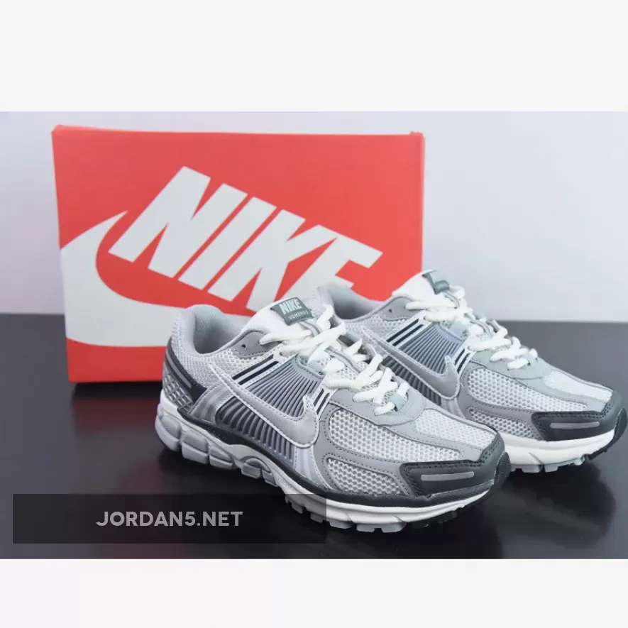 Nike Zoom Vomero 5 Wolf Grey/Cool Grey-White