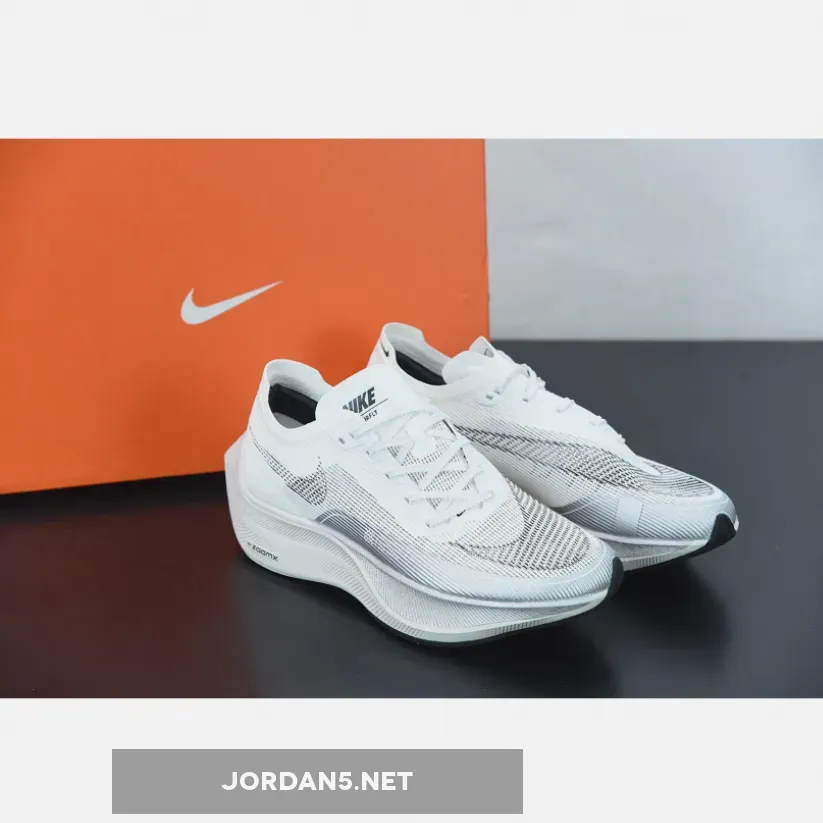 Nike ZoomX VaporFly NEXT% 2 White Silver