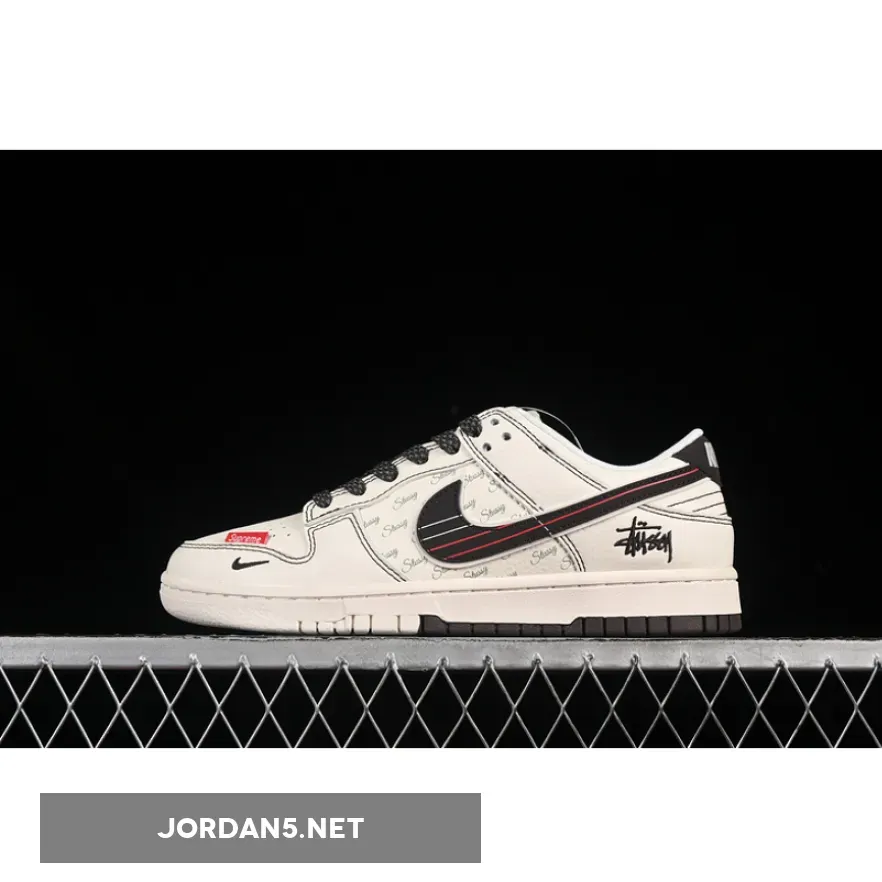 SB DUNK LOW BEIGE/BLACK/RED