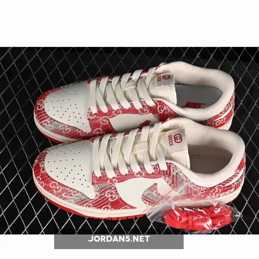 SB DUNK LOW GREY/RED