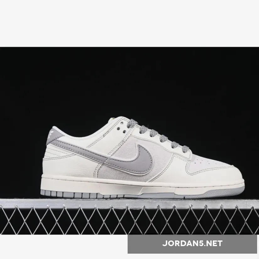 SB DUNK LOW GREY/WHITE