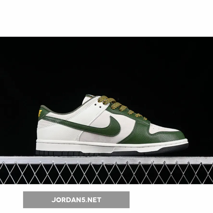 SB DUNK LOW GREY/WHITE/GREEN