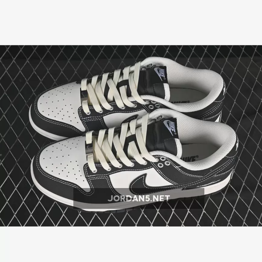 SB DUNK LOW JUST DO IT BLACK/WHITE