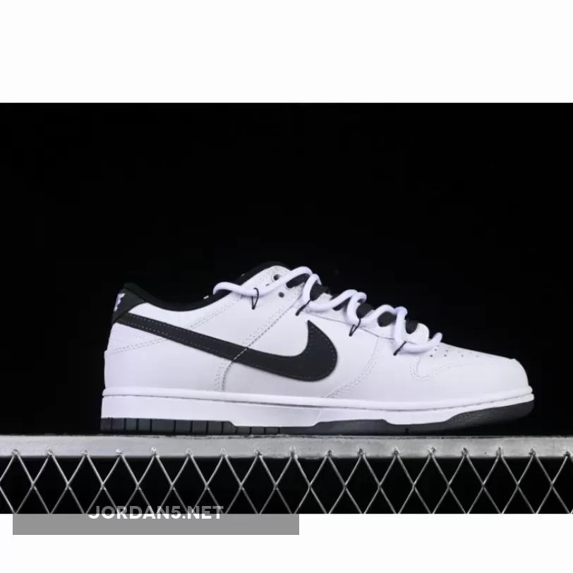 SB DUNK LOW JUST DO IT WHITE/BLACK/BLUE
