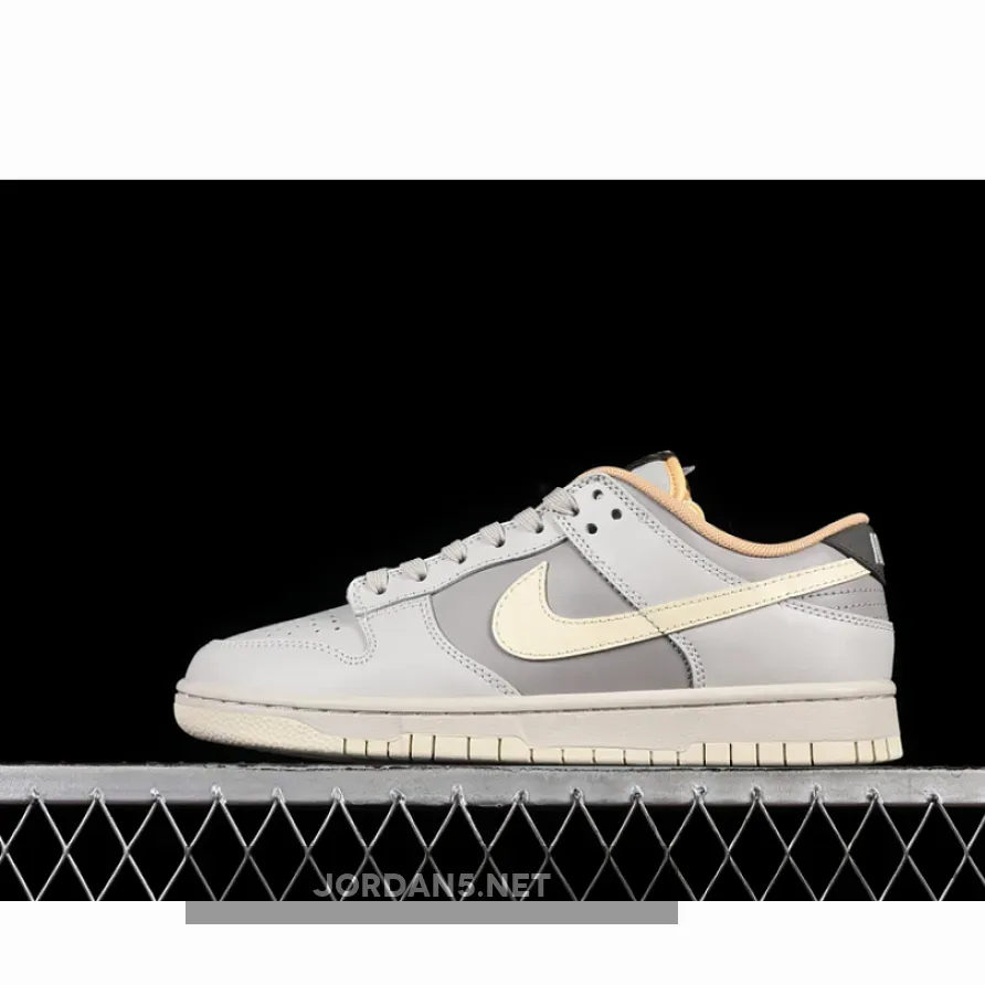 SB DUNK LOW LIGHT BONE/COLLEGE GREY/CAVE STONE/COCONUT MILK