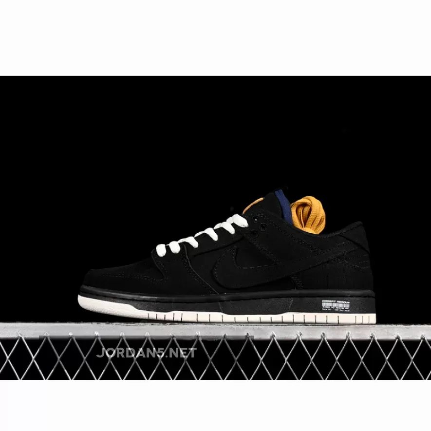 SB DUNK LOW MIDNIGHT NAVY/MIDNIGHT NAVY/DESERT OCHRE/SAIL/GREEN ABYSS/BLACK