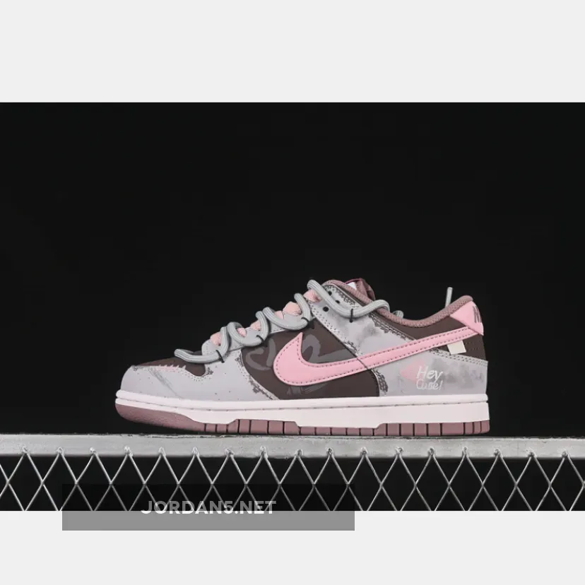SB DUNK LOW SMOKEY MAUVE/PLAYFUL PINK/WHITE