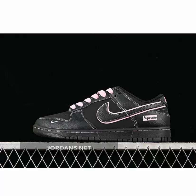 SB DUNK LOW SUPREME BLACK/PINK