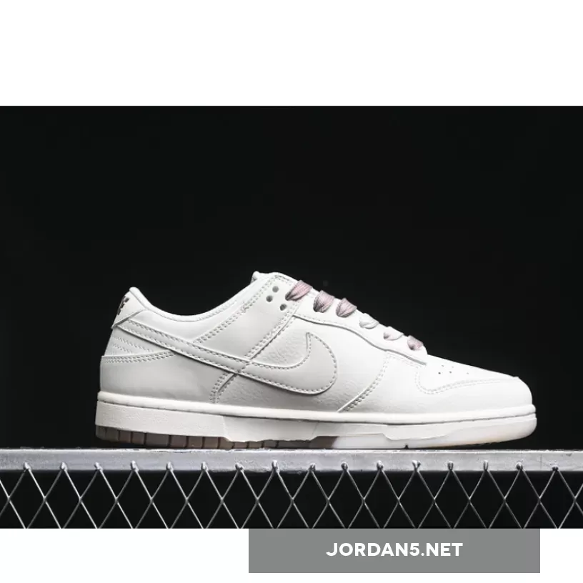 SB DUNK LOW SUPREME WHITE/BROWN