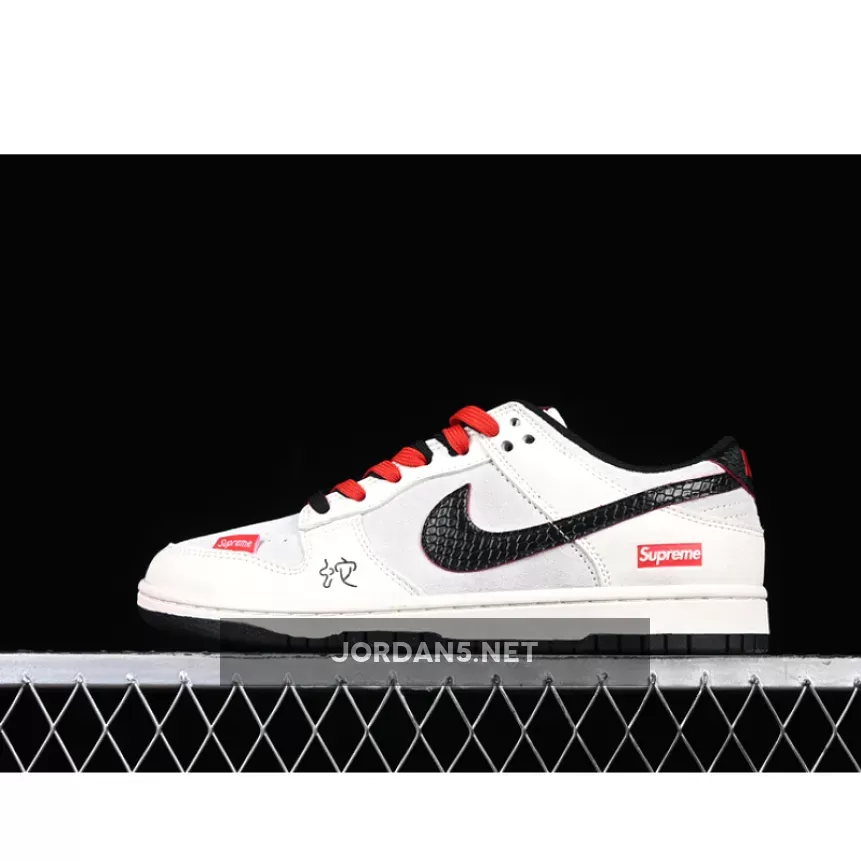 SB DUNK LOW WHITE/BLACK/RED