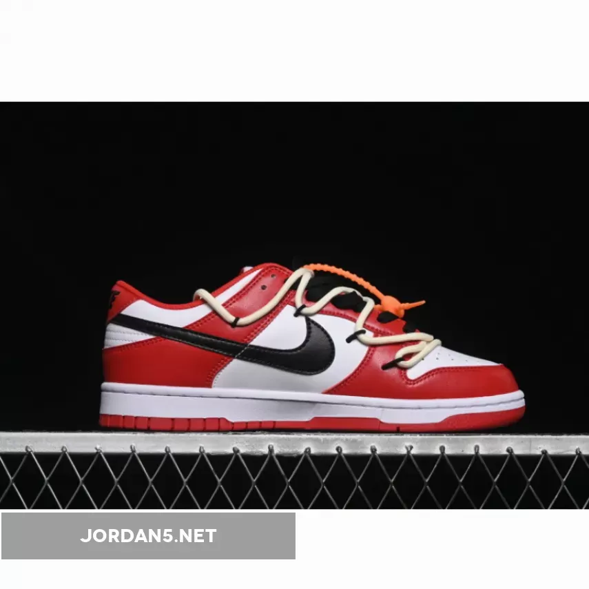 SB DUNK LOW WHITE/BLACK/RED
