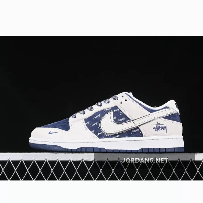 SB DUNK LOW WHITE/BLUE