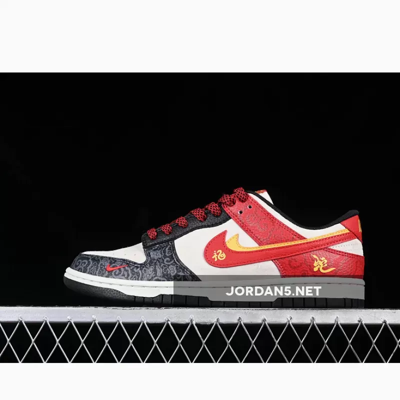 SB DUNK LOW WHITE/BLUE/RED
