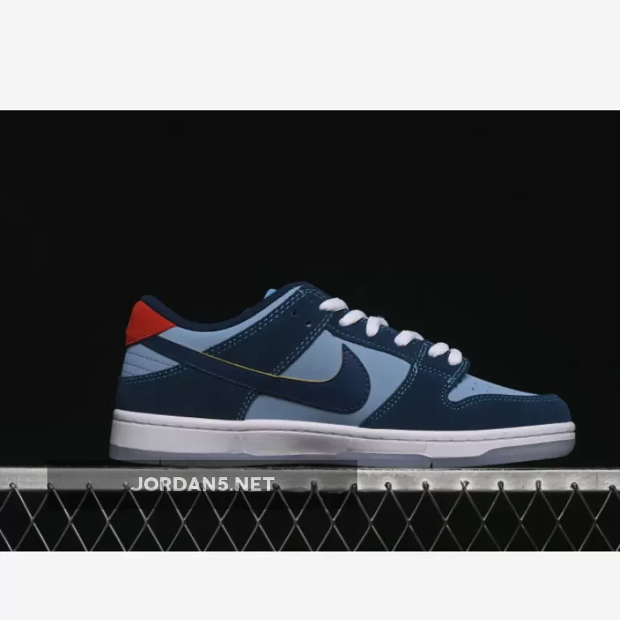 SB DUNK LOW WHITE/BLUE/RED