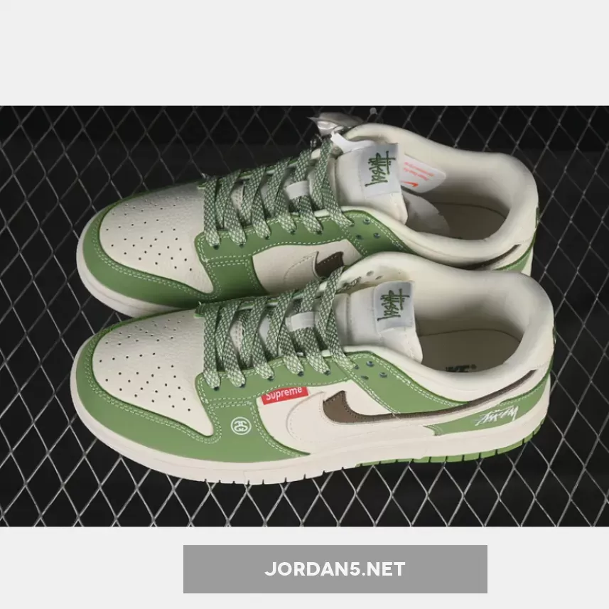 SB DUNK LOW WHITE/BROWN/GREEN