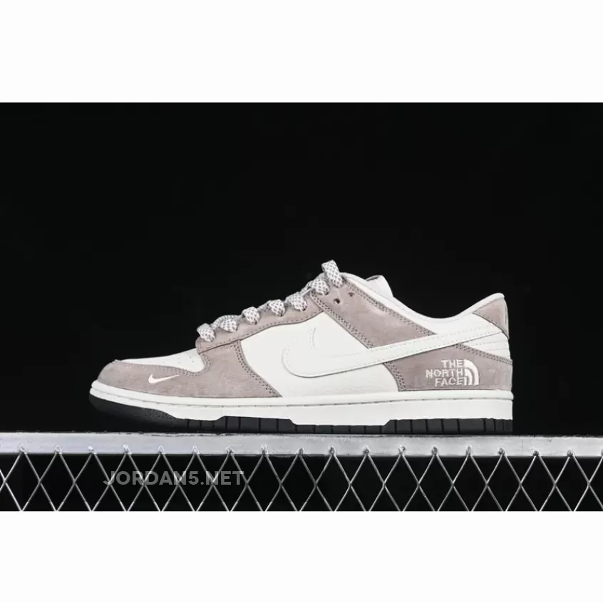 SB DUNK LOW WHITE/GREY