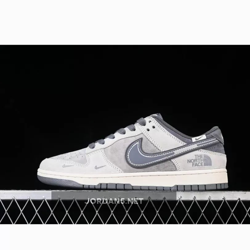 SB DUNK LOW WHITE/GREY