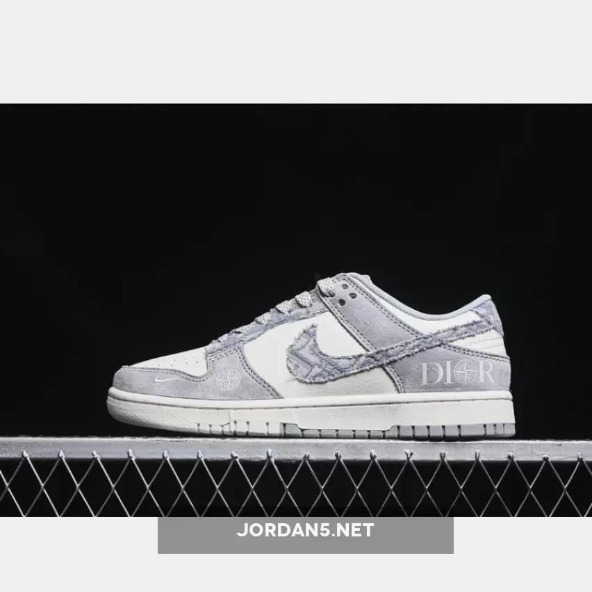 SB DUNK LOW WHITE/GREY