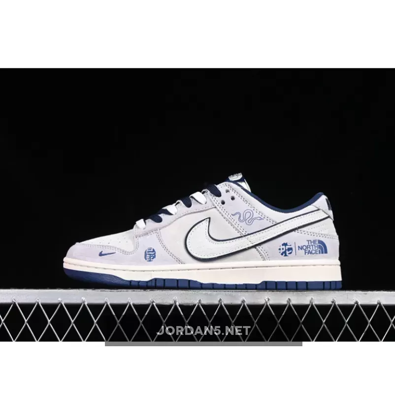 SB DUNK LOW WHITE/GREY/BLUE