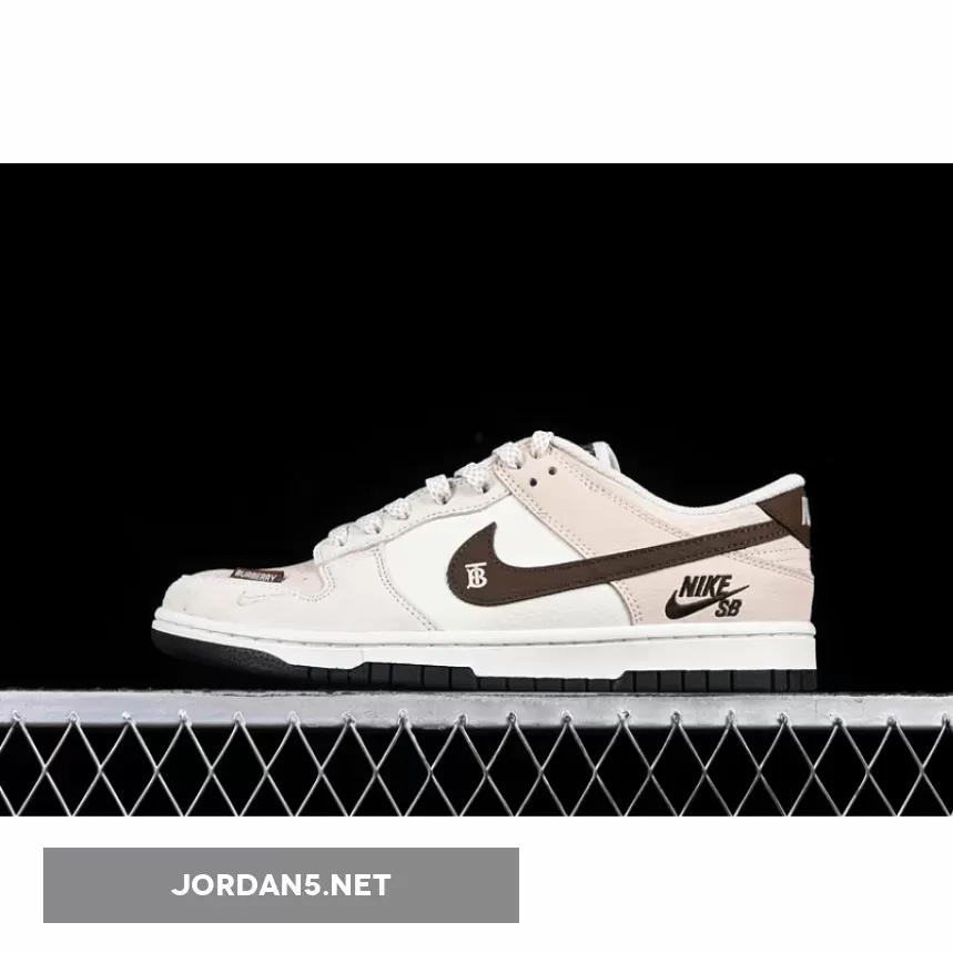 SB DUNK LOW WHITE/GREY/BROWN