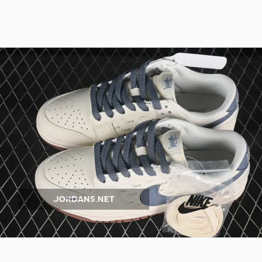 SB DUNK LOW WHITE/GREY/BROWN/BLUE